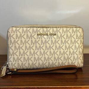Michael Kors Jet Set - Flat Phone Case/Wristlet - Vanilla/Gold